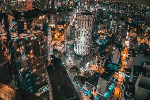 夜间城市航拍 · 免费素材图片