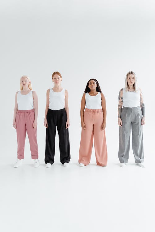 有关垂直拍摄, 多样化, 女性的免费素材图片