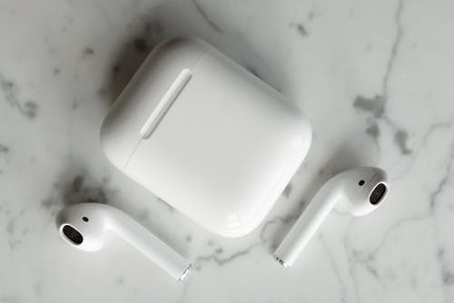 有关airpods, 可携式, 套子的免费素材图片