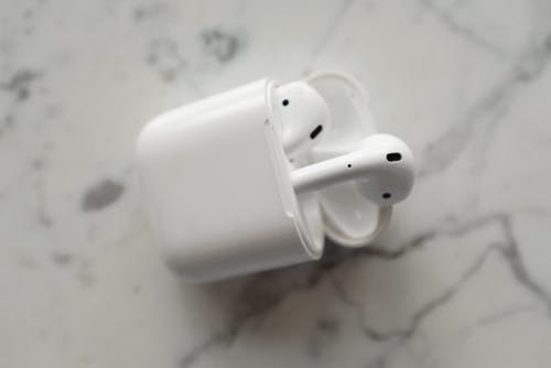 有关airpods, 可携式, 套子的免费素材图片