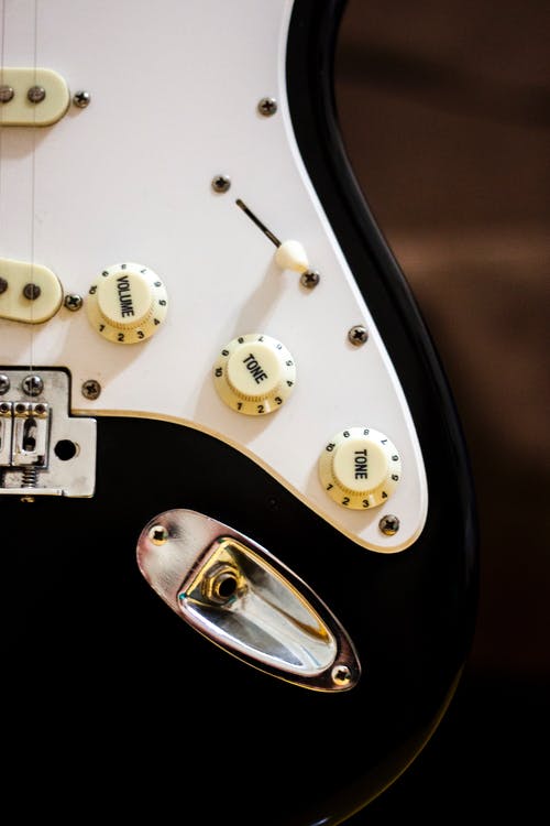 电吉他放大器电源线端口 · 免费素材图片
