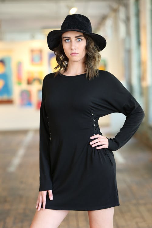 有关Fedora, 垂直拍摄, 女人的免费素材图片