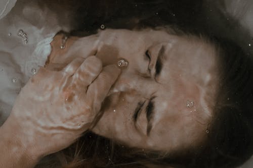 有关人脸, 俯视图, 伤心的免费素材图片