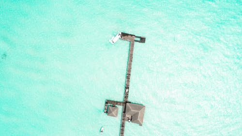 小屋的航拍 · 免费素材图片