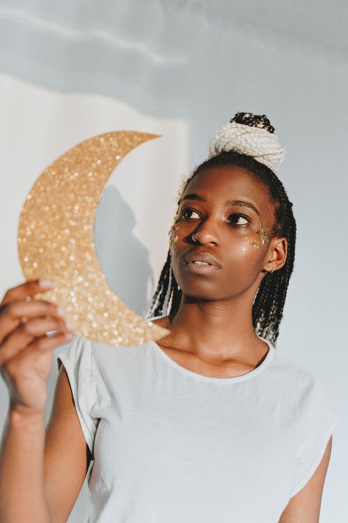 有关创作的, 半月, 发髻的免费素材图片