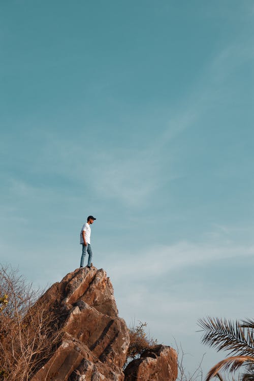 有关人, 冒险, 垂直拍摄的免费素材图片