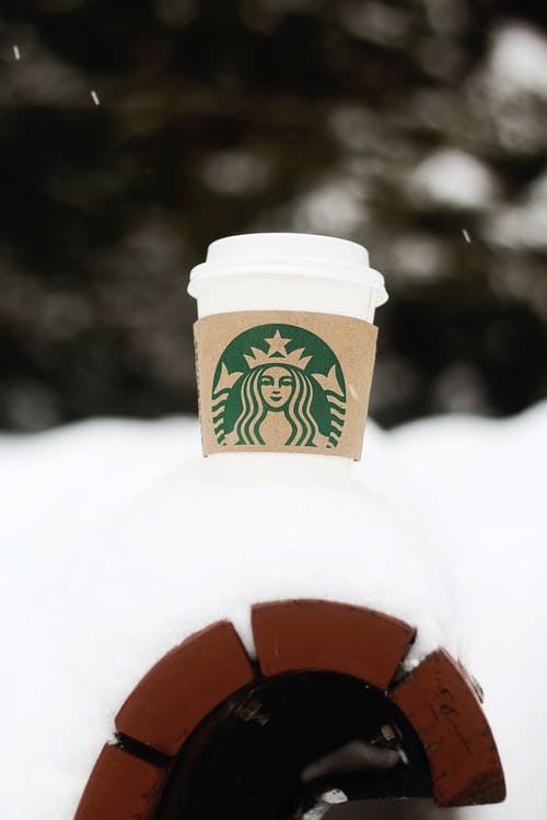 星巴克热咖啡杯 · 免费素材图片