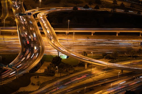 高速公路的延时照片 · 免费素材图片