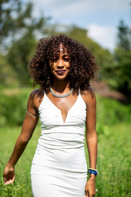 有关坦率, 垂直拍摄, 女人的免费素材图片