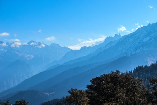 山的风景照片 · 免费素材图片