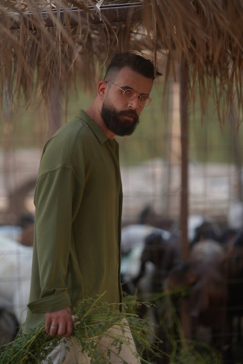 有关垂直拍摄, 握住, 时尚的免费素材图片