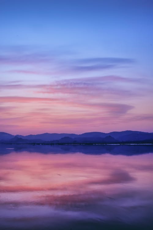 黎明时湖风景 · 免费素材图片