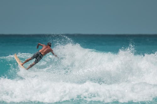 有关oceanwaves, 冲浪男孩, 夏威夷的免费素材图片