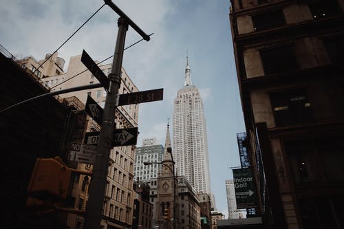 灰色公用事业站 · 免费素材图片