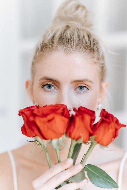 有关发髻, 垂直拍摄, 天的免费素材图片