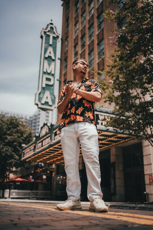 有关人, 坦帕, 垂直拍摄的免费素材图片