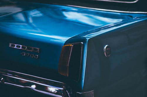 Blue Dodge Damlier 3700汽车 · 免费素材图片