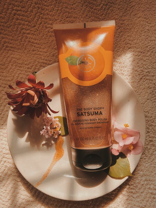 有关化妆品, 地毯, 垂直拍摄的免费素材图片