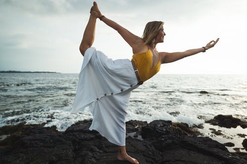 有关natarajasana, 健康的生活型态, 侧面图的免费素材图片