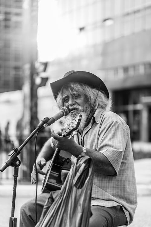 有关人, 吉他, 单色的免费素材图片