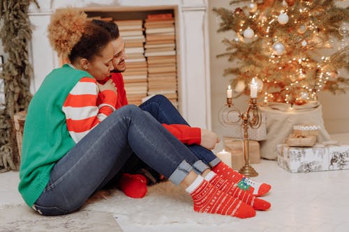 有关一对, 假日季节, 圣诞袜的免费素材图片