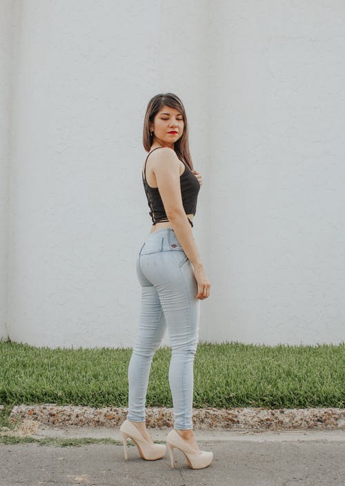 有关不情绪化, 人行道, 休闲的免费素材图片