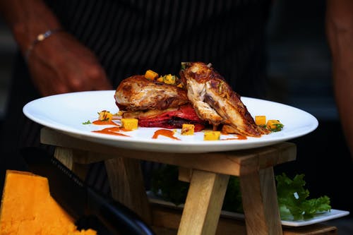 板上熟的食物 · 免费素材图片