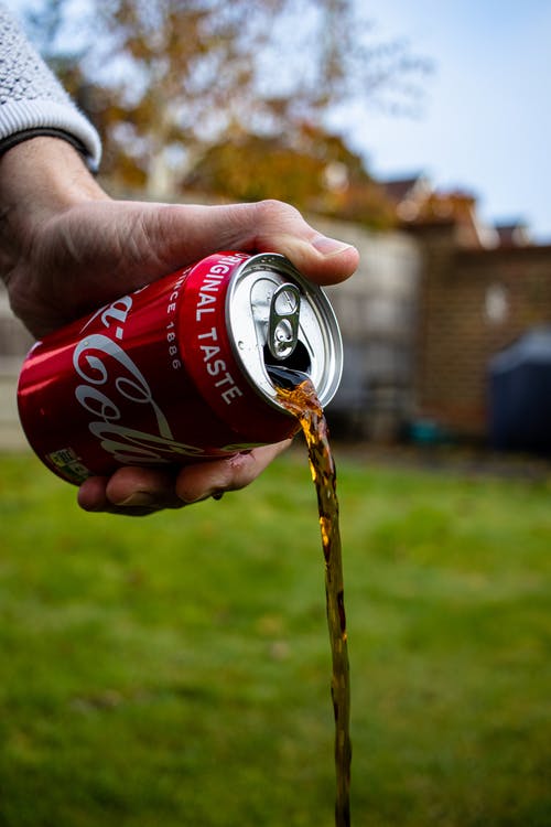 人倒可口可乐罐 · 免费素材图片