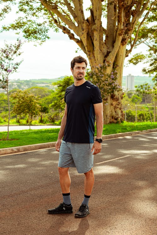 有关人, 垂直拍摄, 户外的免费素材图片