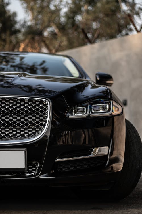 黑色梅赛德斯·奔驰c级 · 免费素材图片