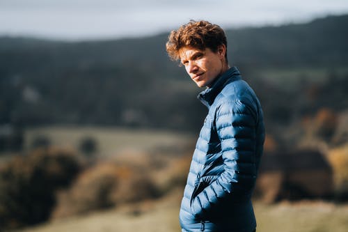 有关夹克, 步行, 男的免费素材图片