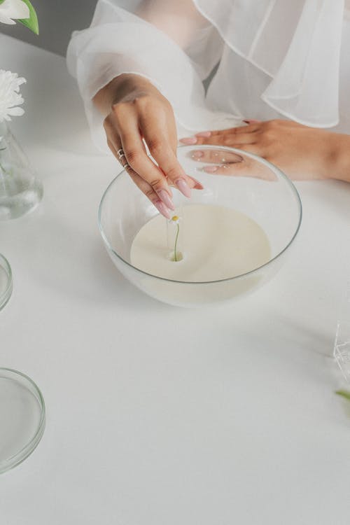 有关保溫瓶, 化學, 女人的免费素材图片