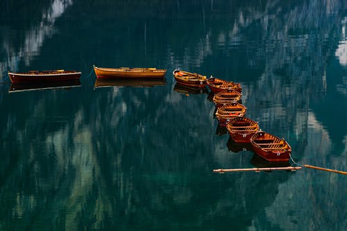 白天独木舟的照片 · 免费素材图片