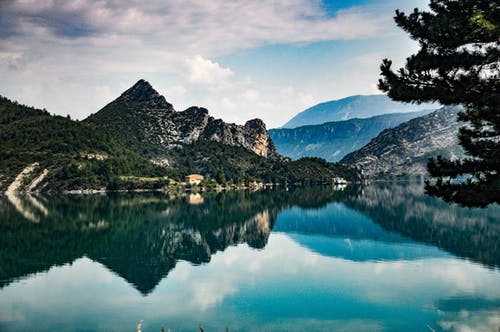 山下湖 · 免费素材图片