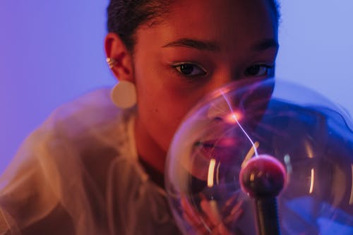 有关女人, 接触, 玻璃的免费素材图片