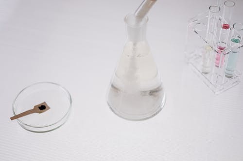 有关保溫瓶, 化學, 培养皿的免费素材图片