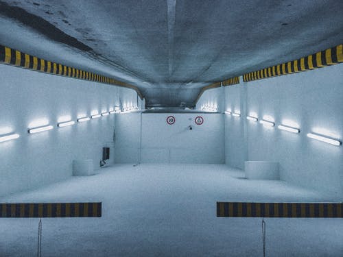 倒空隧道 · 免费素材图片