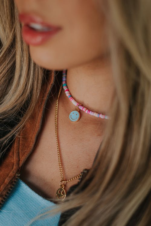 有关光鮮亮麗, 口紅, 垂直拍摄的免费素材图片