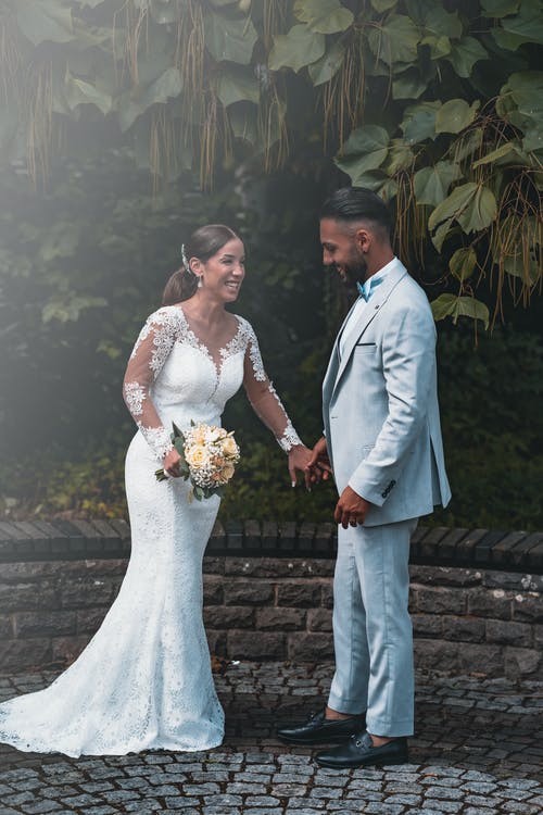 有关一對, 一束鲜花, 人的免费素材图片