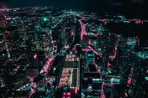夜晚的城市 · 免费素材图片