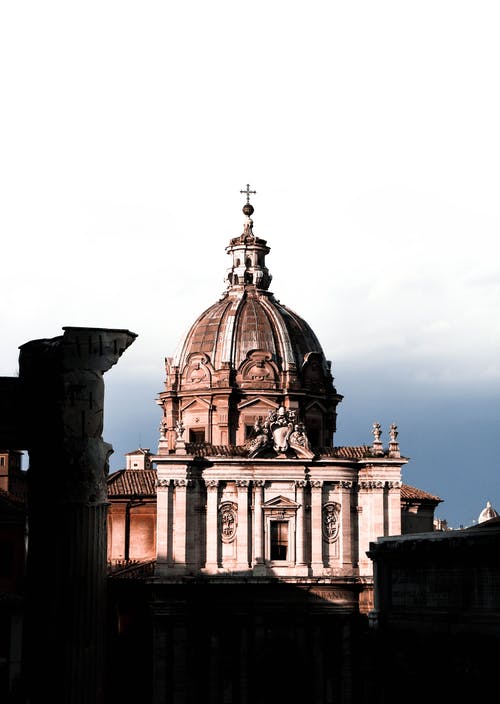 有关十字架, 地標, 垂直拍摄的免费素材图片