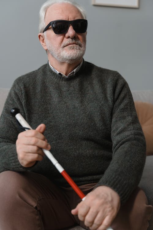 有关人, 休闲服装, 坐的免费素材图片