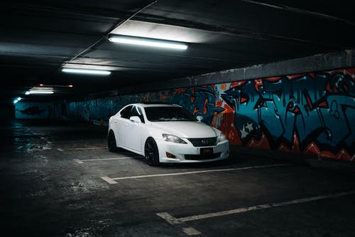 有关停, 停車場, 塗鴉的免费素材图片