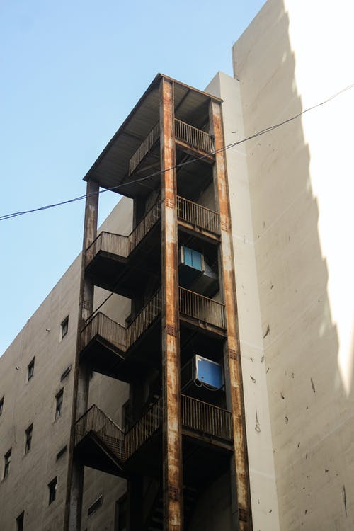 有关低角度拍攝, 天空, 家人的免费素材图片