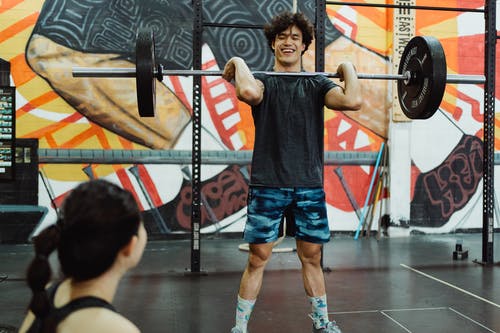 有关举重, 人, 女人的免费素材图片