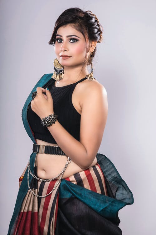 有关中空裝, 優雅, 光鮮亮麗的免费素材图片