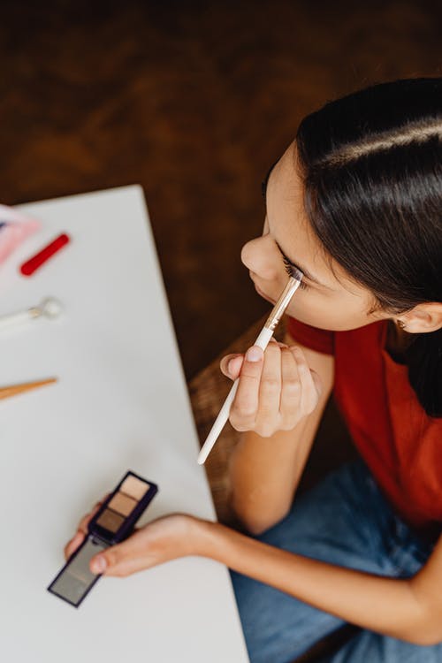 有关化妝, 化妝品, 垂直拍摄的免费素材图片