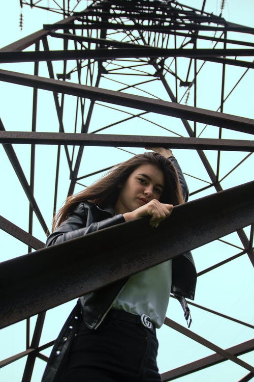 有关低角度拍攝, 傳輸塔, 危險的免费素材图片