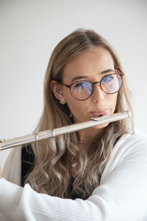 有关吹, 垂直拍摄, 女人的免费素材图片