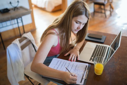 有关喝, 坐, 女人的免费素材图片